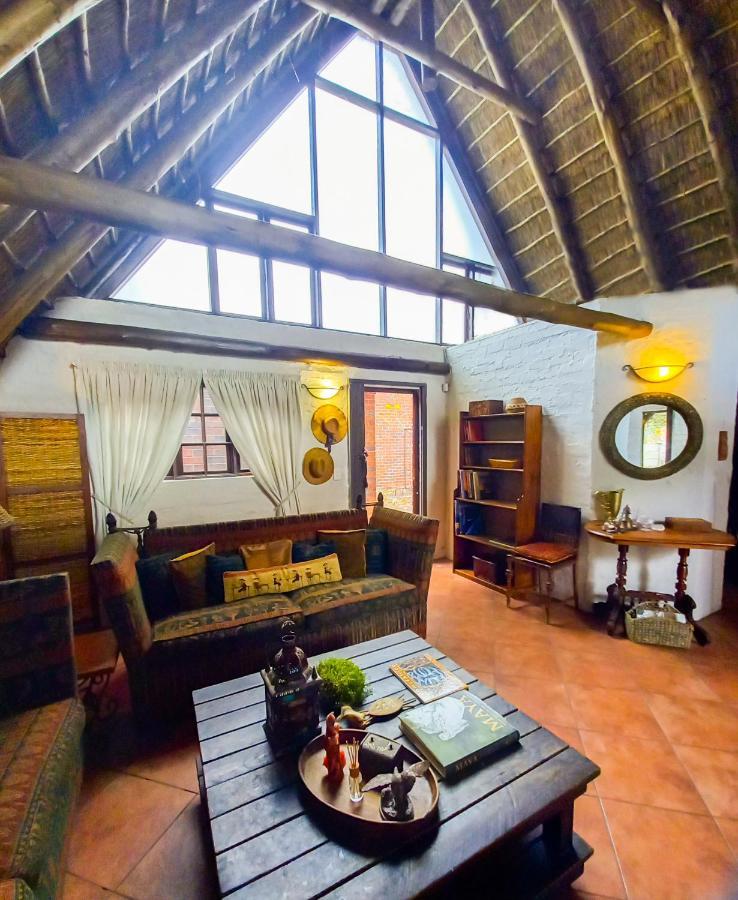 Pantera Lodge & Cheetah Cottage Johannesbourg Extérieur photo